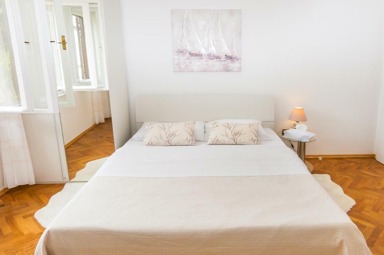Apartamento Branka Lovran Exterior foto